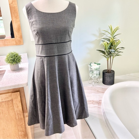 H&M Grey Fit and Flare Dress Size 6 (Label says 8) - Picture 2 of 8